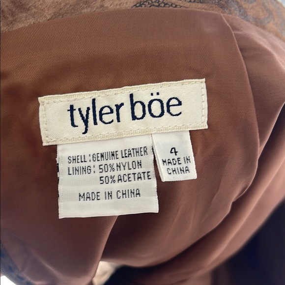 Warm brown Tyler Boe leather skirt. - Picture 5 of 6